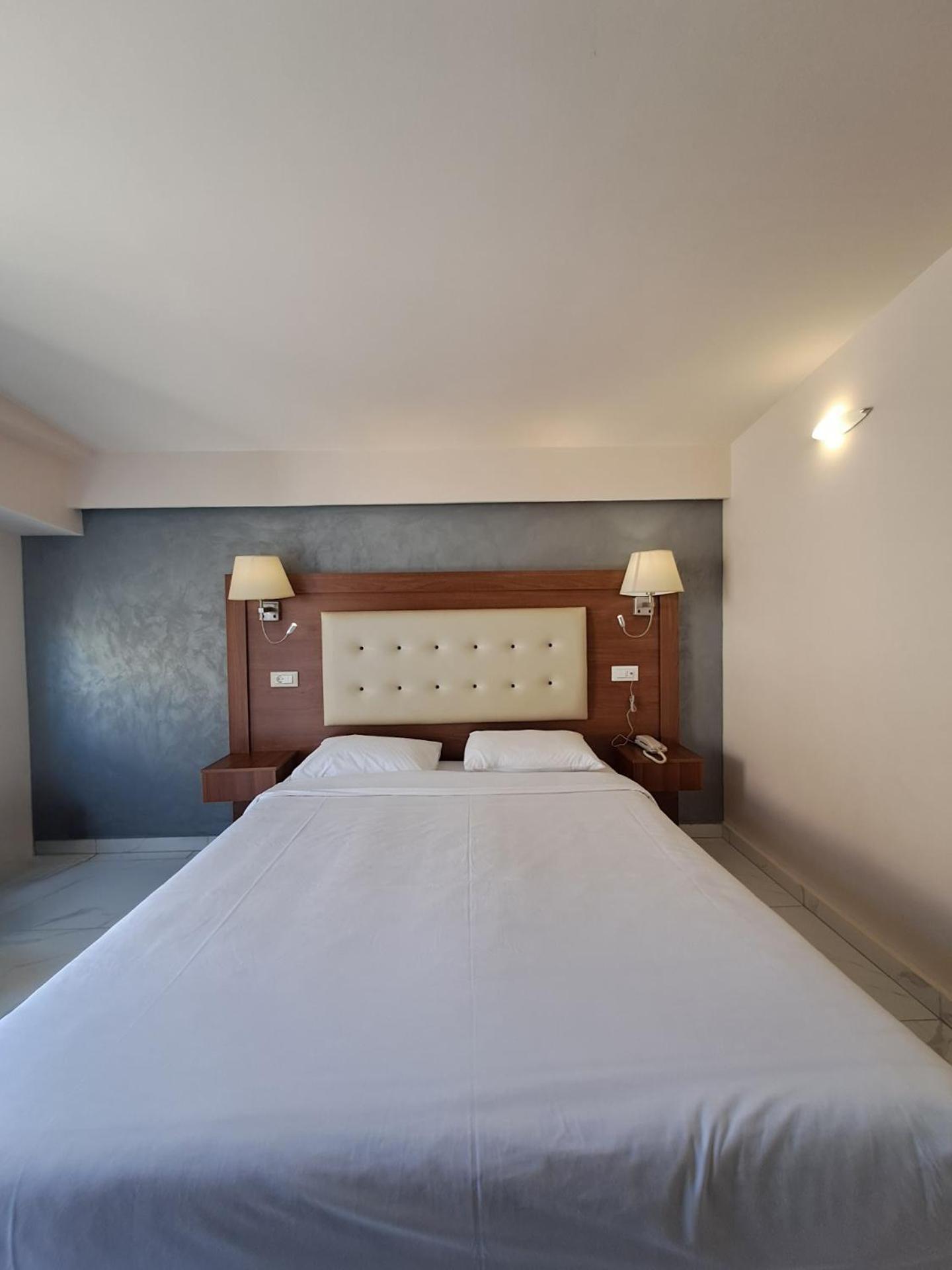 Marika 4* Platanias (Crete)