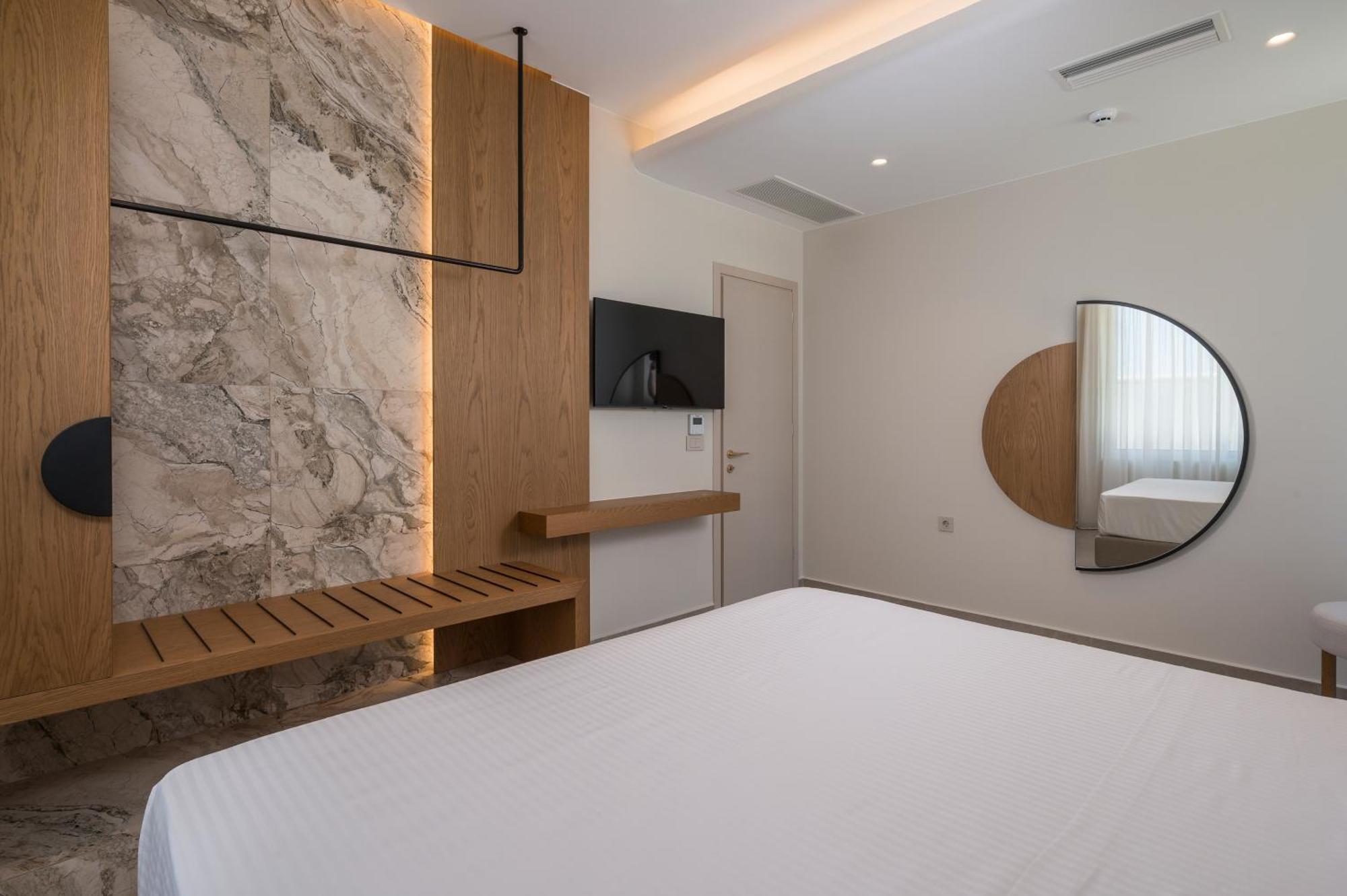 Marika Aparthotel