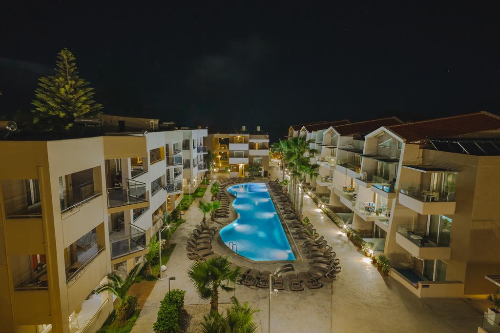 Hotel apartamentowy Marika Platanés